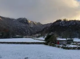 Mountain Lodge, Lake View, National Park
