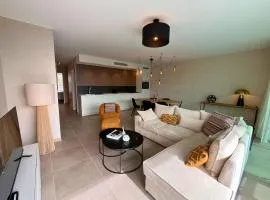 Appartement moderne 2 chambres & 2 parking à Koksijde by La Conciergerie