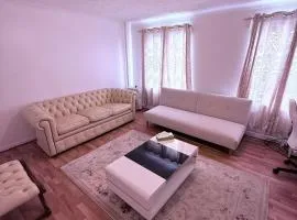 Modern, Spacious 2-Bed Maisonette in Brockley