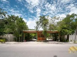 NHOA 111C Lux 1BR Condo Pool access in Aldea Zama
