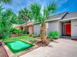 Modern Updated Elite 3BR Beach Home! Close to Golf Course & Beach!