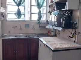 Cozy and comfort bedroom in a private Fancy Condo, safety neighborhood only 20 minutes by car from event - COP30!, condo in Bel&eacute;m