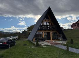 casuta vip din bucovina, hotel v destinaci Stulpicani