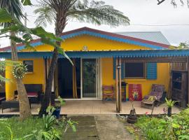 Ti Coin Fanjan G&icirc;te au Tevelave, hotel que accepta animals a Les Avirons