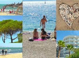 BEACH RIVIERA GOLEM West Durres Tirana airport SEA SIDE, παραλιακό ξενοδοχείο σε Golem