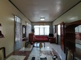 3 Bedroom detached House with Garage