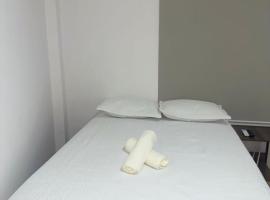 Studio apartment - Bom Retiro - S05, hotel in Ipatinga