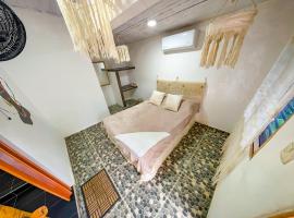 Habitación Bernabé、パロミノのホテル