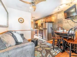 Park Meadows 6A by Ski Country Resorts