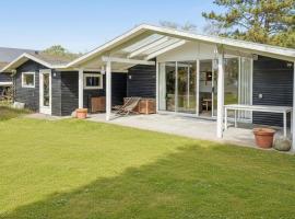 Gorgeous Home In Malling With Wifi, hotel v destinaci Norsminde