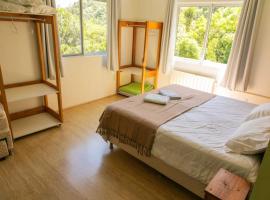 Casa do Reiki - Terapias & Aconchego na Natureza, hotel em Rancho Queimado