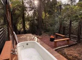 Mamaku Hideaway - with outdoor bath