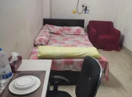 Short stay service apartment