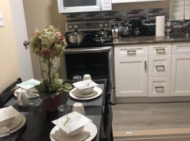 347 Des Meurons Street Unit A and Unit B, hotel in Bélanger