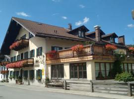 Land Wirtschaft Höß, hotel with parking in Bad Feilnbach