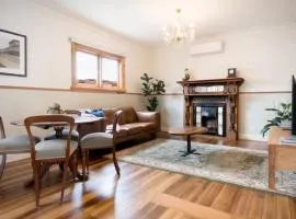 2 Houses, 1 Booking, Great Location