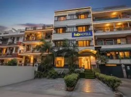 FabHotel Aashraye
