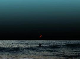 Home holiday kozmai, hotel in Shëngjin