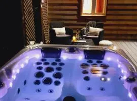 Chalet Cèdre - Les Chalets de Barruérot - Spa jacuzzi privatif