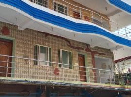 Rainbow Guest House, hotel v destinaci Mahábalípuram