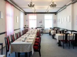 Hotel CB Royal