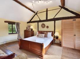 Nye Available! Families Pets Nr Bromyard, hotel in Pencombe