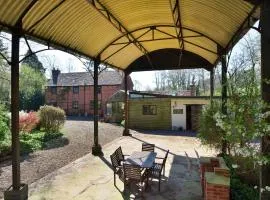 Rural Retreat Groups Pets Bredenbury 10min