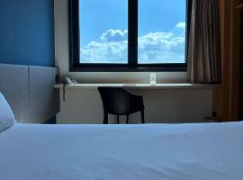 Ibis Roma Fiera, Ibis hotel in Rome
