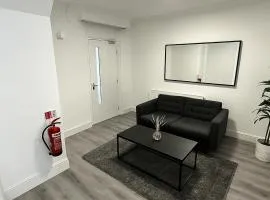 Charming 3 Bed Home Stay