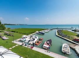 Yachting Hotel Mistral