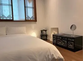 Seoul Station Stay Simjae with terrace