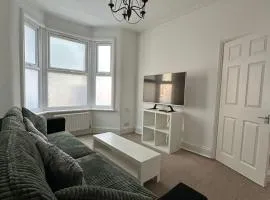 Comfy 3 bed Home in London