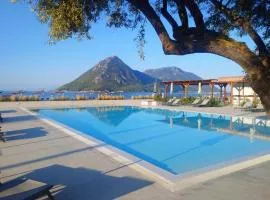Costa Ionica · Mytikas Seaside Hotel