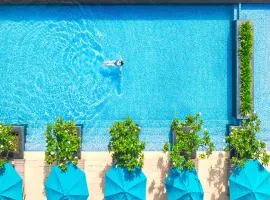 SUNNY - Resort Villas & City Apartments