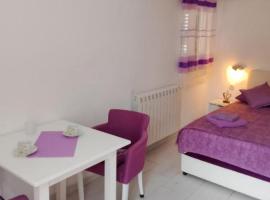 Apartman Tamara i Tijana, ξενοδοχείο σε Škaljari
