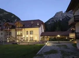Aparthotel Carbonin