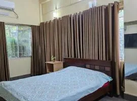 Manola Hill Bungalow