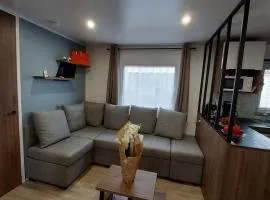 MH263 3 chambres et 2 salles de bain dans camping 4 étoiles