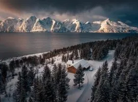 Lyngen Vista - Arctic Luxury