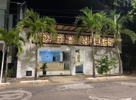 Hotel angeles, hotel v destinaci Estación El Salto