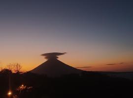 Eco lodge finca magdalena, chal&eacute; alpino em Altagracia