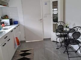 בית רבקה, apartamento en Nahariya