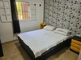 Sítio com 6 quartos camas de casal,1 quarto com cama de solteiro