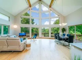 Modern Mountain Retreat~120ac~ Pond~Boat~Trails~FP