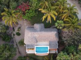 Beach House - Puerto Escondido Gated Community, ξενοδοχείο σε Paso Hondo