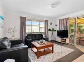 Happy on Hawkins, hotel in Kalgoorlie