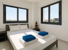 Bright Stylish Flat With Balcony & Shared Pool