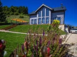 Silver House - Home away from home