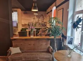 Hostel J17
