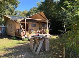 Het Roodborstje, hotel em Holten